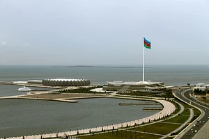 В Баку школьники отказались идти на уроки в знак солидарности с одноклассницами в хиджабах