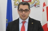 Бывшему начальнику Администрации президента информация о хищении природного газа кажется смешной