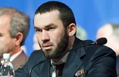 Спикера парламента Чечни закидали камнями в дагестанском селе