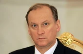 Над убогими грешно смеяться, анализировать их бредни — тем более