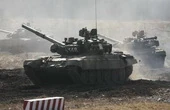 6 военных против 900 танков