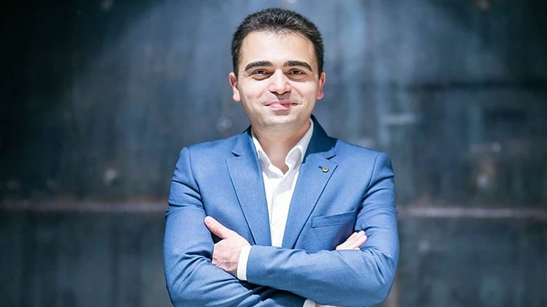 Почему недемократические режимы привлекают спортсменов к политике
