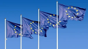 ЕС планирует специальный экономический пакет для развития Армении – еврокомиссар